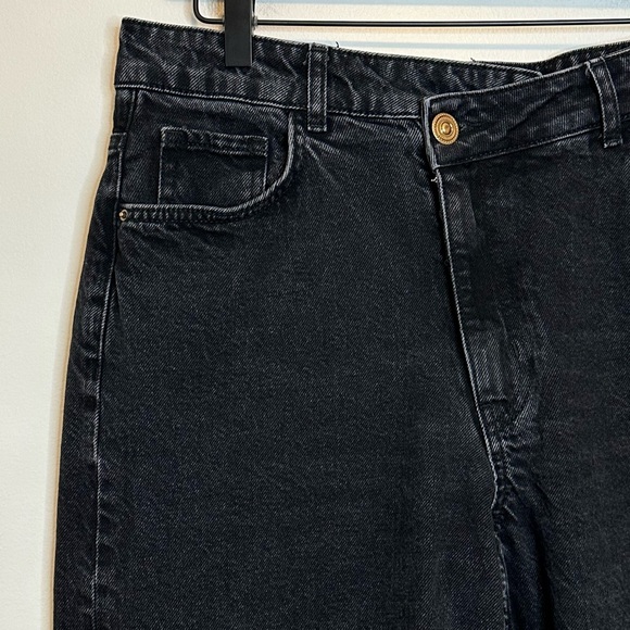 ZARA Criss Cross Fly Straight High Rise Frayed Raw Hem Jeans Washed Bl… - Picture 3 of 13